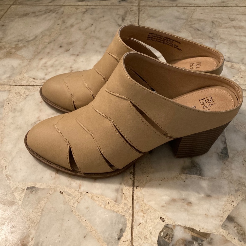 Shoes - Picture 3 of 3